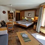 Chesa Bellaval, Haus Rizza 1 1 2-zimmerwohnung Διαμέρισμα